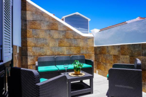 La Casita del Sur, Abades